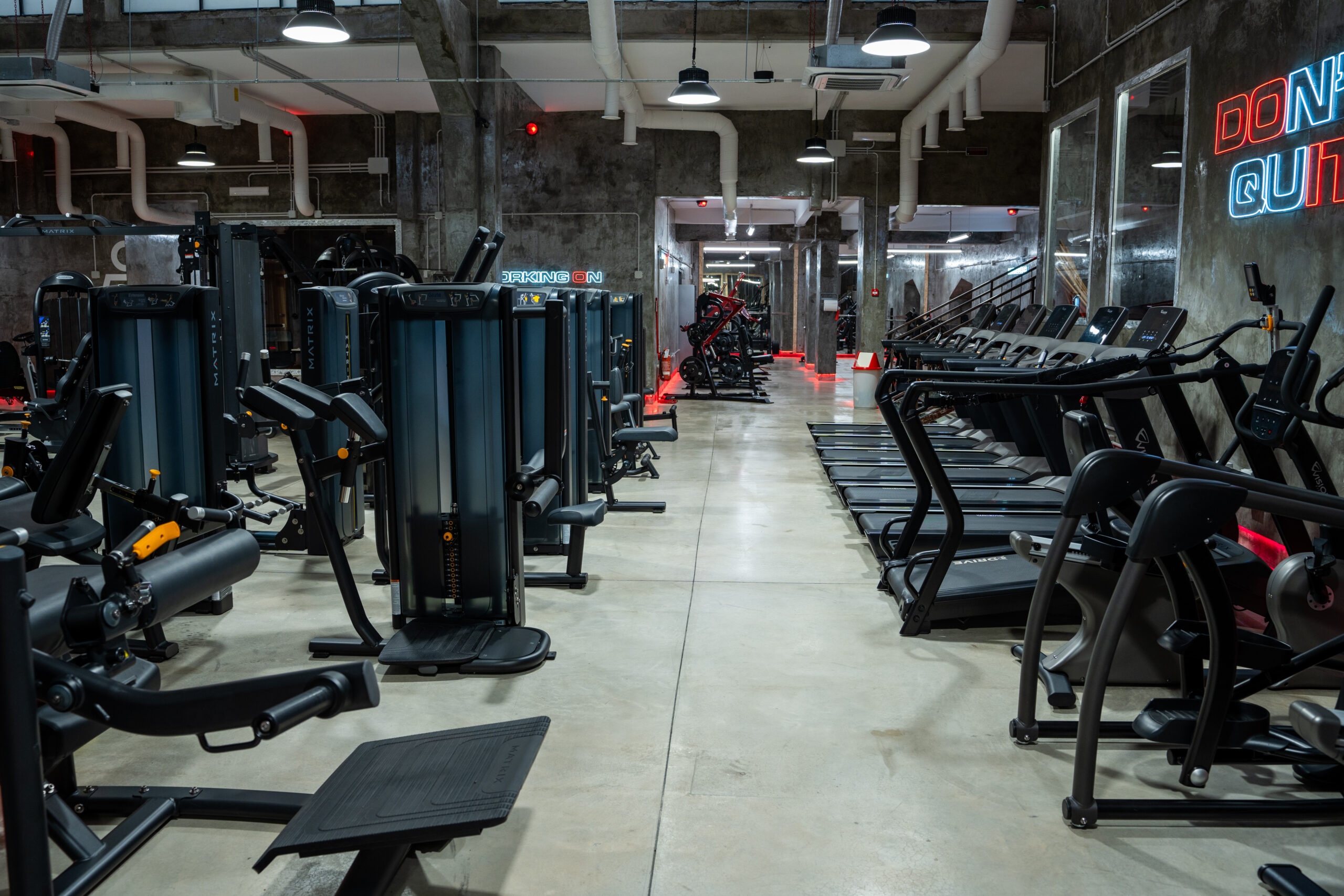 Sala pesi e attrezzi palestra Recomp360 Via Prenestina Roma Est
